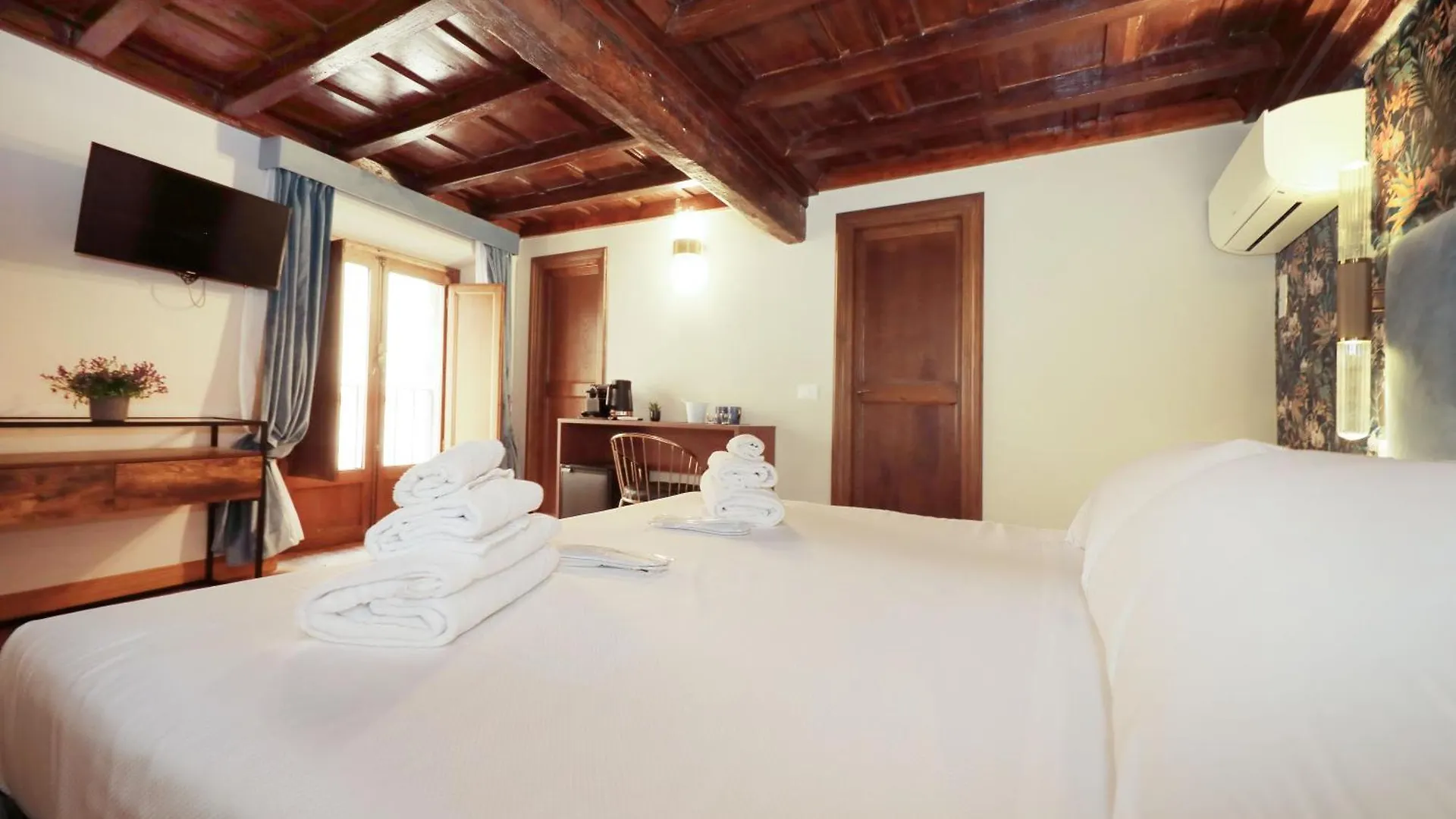 Golden Pantheon Rooms Roma Affittacamere