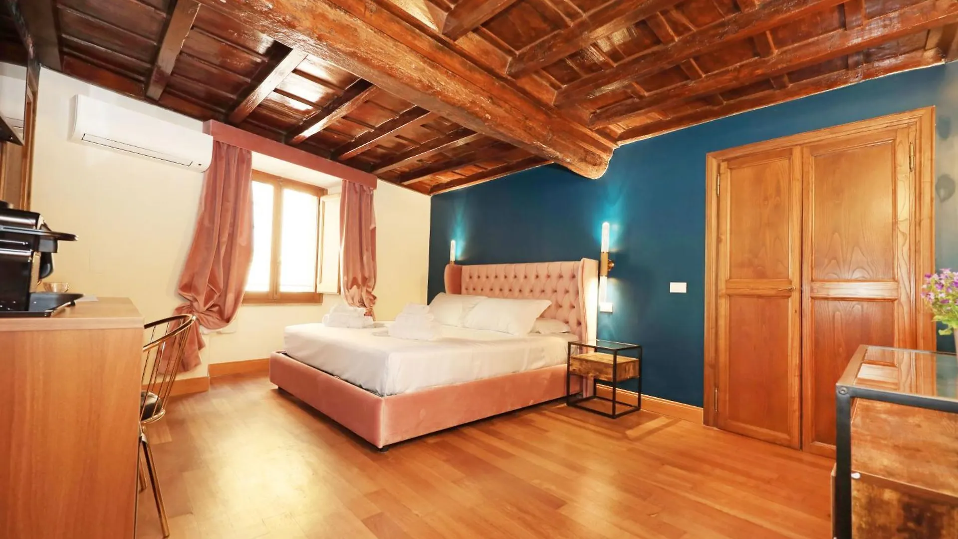 Golden Pantheon Rooms Roma Italia